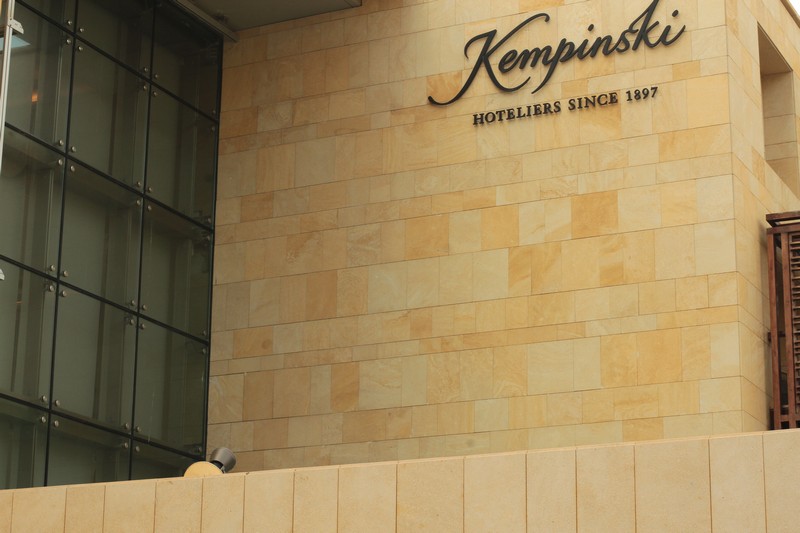 Sunday Buffet at Kempinski Summerland Hotel